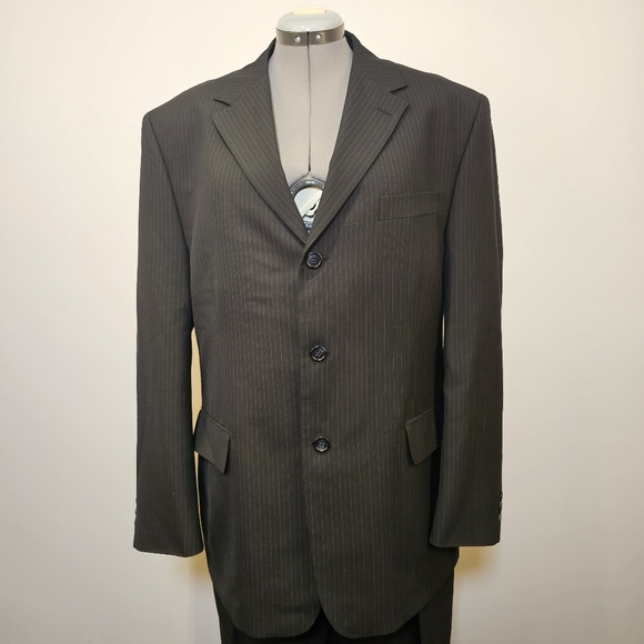 Protocol black with stripes men's suit jacket 44R pants 36R. Pants classic cut. - Picture 3 of 14